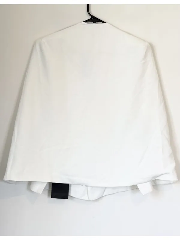 Lulus NWT Voguish Charm White Split Sleeve Blazer Cape - Size: Medium *flaw - Image 7