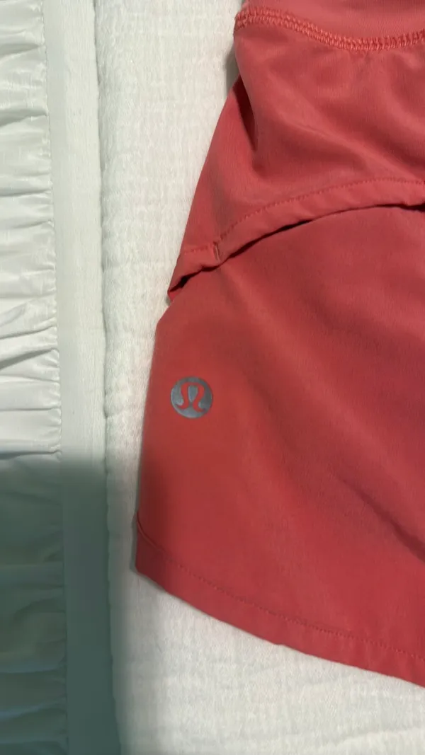 Lululemon Shorts 2.5" size 8  - Image 3