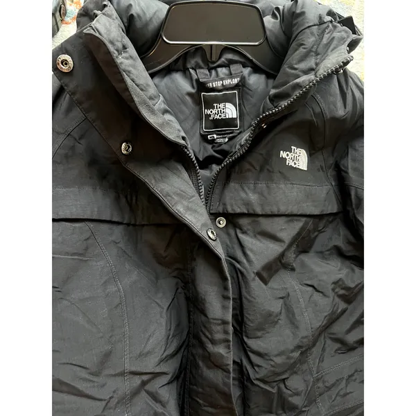 The North Face hyvent jacket women's long puffer Size M Black - Image 5