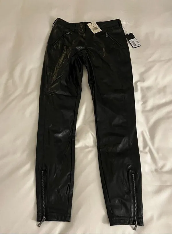 GUESS Women's Soto Pu Black Faux Leather Skinny Pants Size 0 NWT - Image 3