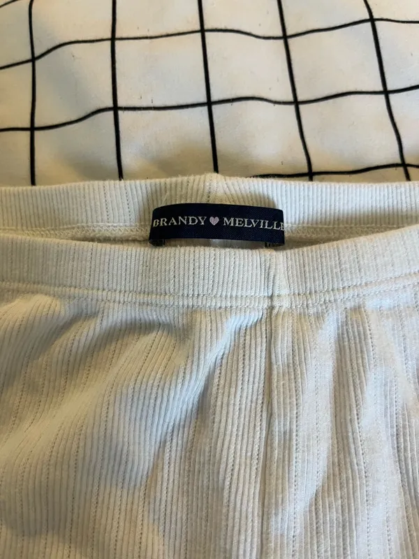 Brandy Melville white pants - Image 2