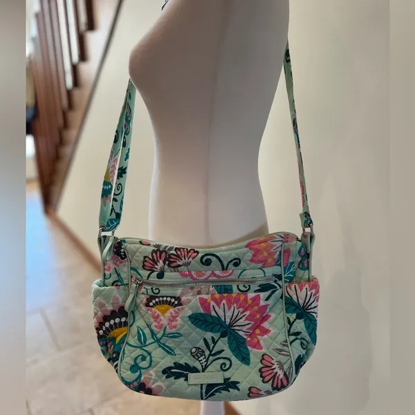 Vera Bradley RETIRED: | Mint Flowers pattern medium size crossbody purse - Image 15