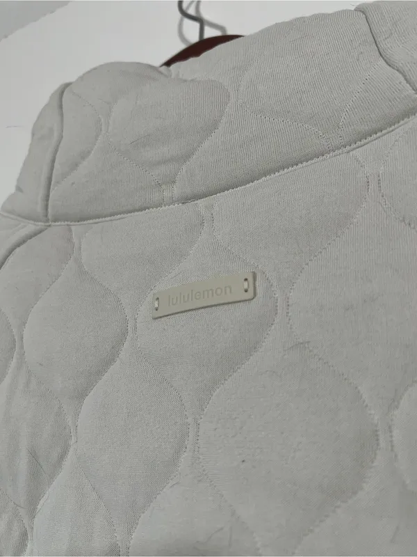 Lululemon Scuba Oversized Quilted Half Zip Size M/L Bone - Image 10