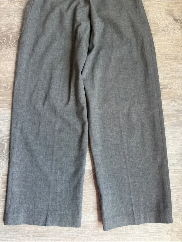 Aritzia Babaton Wool twill mid-rise pleated trousers with foldover waistband 6 - Image 10