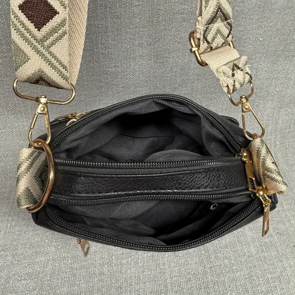 Aeropostale Crossbody Bag‎ Black Faux Leather Guitar Strap Messenger Purse Small - Image 3