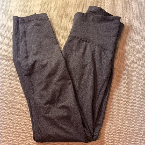 Lululemon 6 Women’s Gray High-Waisted Leggings - Image 7