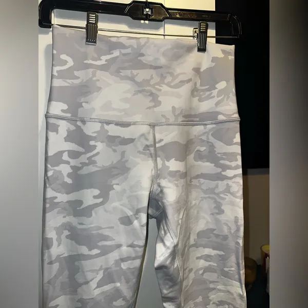 NWOT Lululemon Wunder Under High-Rise Tight 28" *Luxtreme - Image 9