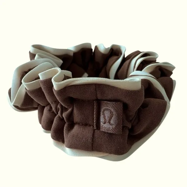 Lululemon Light Locks Scrunchie Skinny  Roasted NEVER WORN - Image 7
