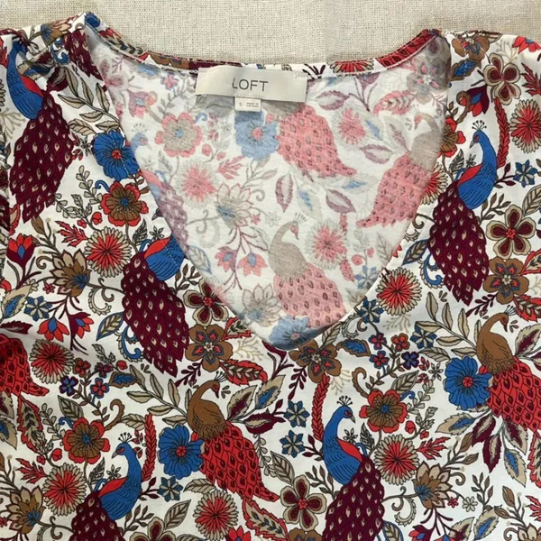 Loft | Peacock Print Puff Sleeve Top | Small - Image 6