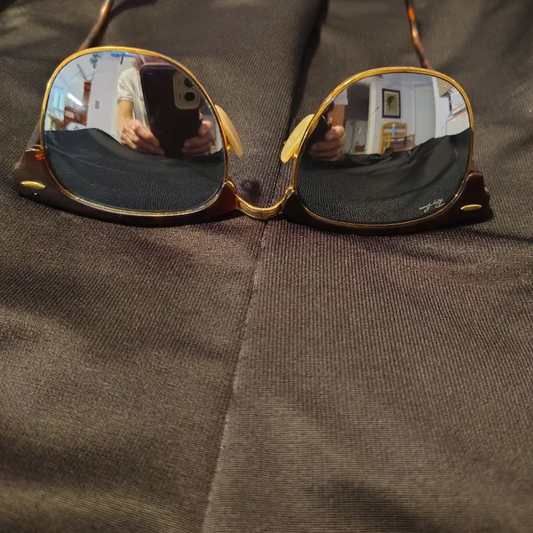 Ray Ban Sunglasses - Image 4
