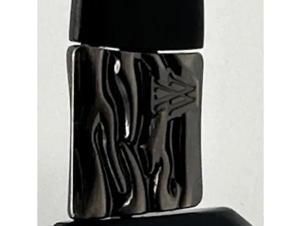 Vera Wang Black Rectangular Sunglasses - Image 6