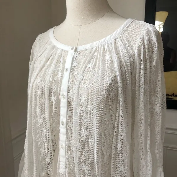 Anthropologie Akemi + Kin White Star Bell Sleeve Top S - Image 6
