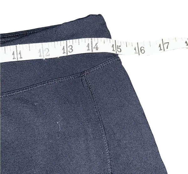 Alo cool fit black cropped leggings size medium - Image 3