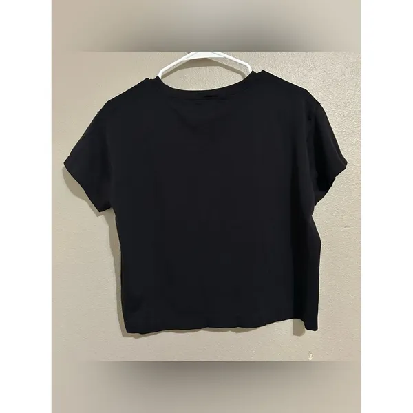Athleta Black Nylon Athletic Short Sleeve Crewneck Shirt Women’s Size Medium - Image 4