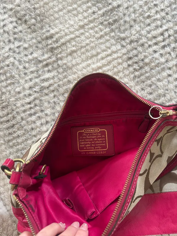 Coach Signature Shoulder Bag Brown Canvas - Image 3