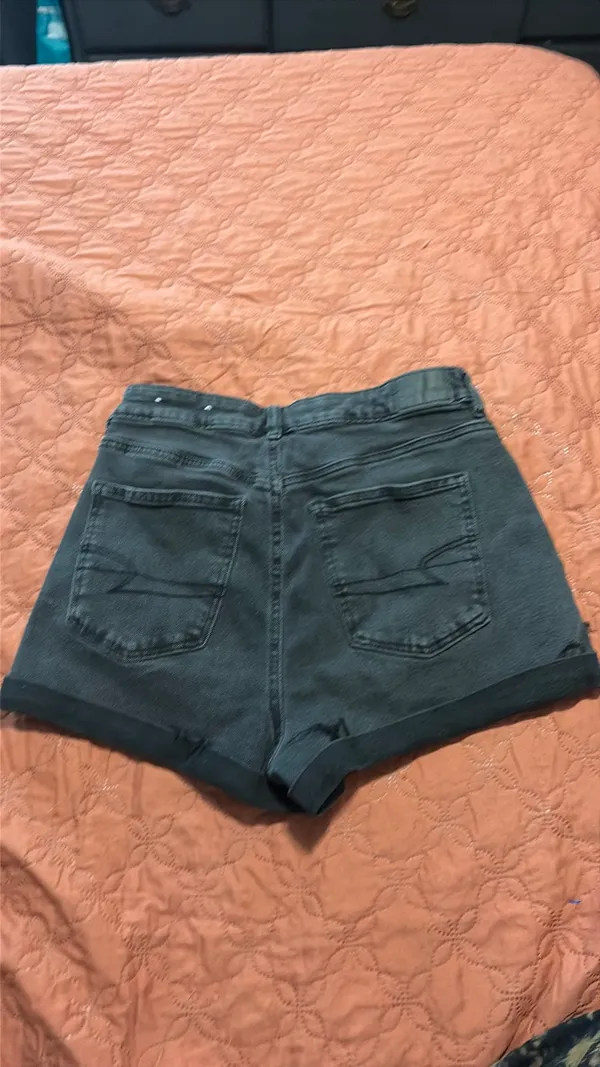 Black Denim Shorts American Eagle High-Rise - Image 3