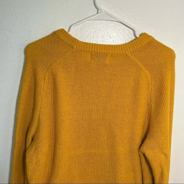 Old Navy Women's Size Large Hi Emotion‎ Pullover Sweater Mustard Yellow Crewneck - Image 7