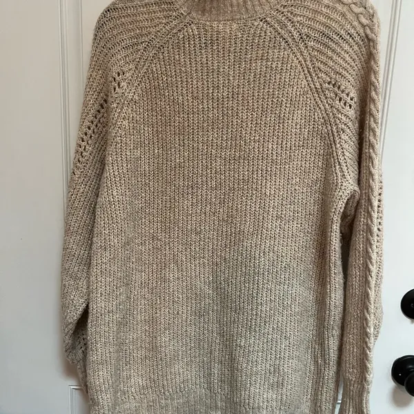 Lauren Conrad cableknit mock‎ neck sweater tan tunic size large soft lightweight - Image 4
