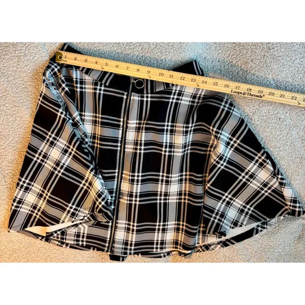 Hot Topic Black White Plaid O-Ring Zipper Skater Skirt XL - Image 2