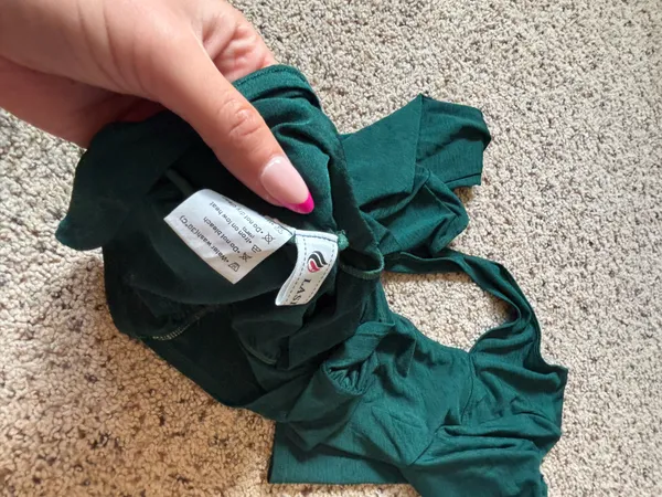 amazon workout long sleeve  - Image 3