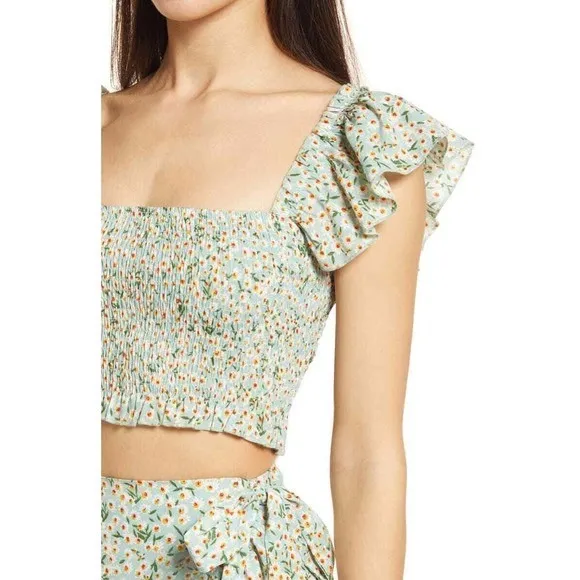 Lulus Crop Top Womens XL Flourishing‎ Fields Sage Green Floral Smocked Ruffle - Image 2