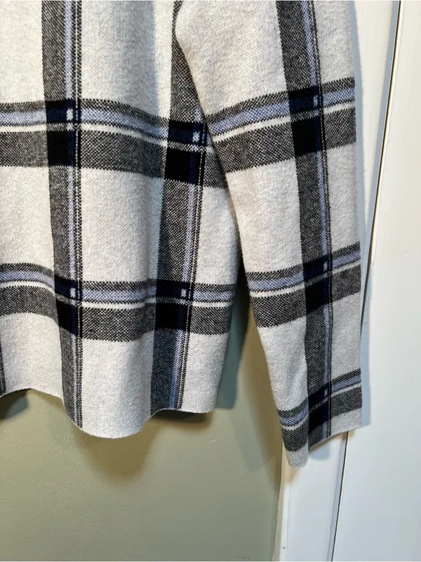 Tahari Women's Size Large Mock Neck Sweater‎ Light Gray Black Blue Plaid - Image 5