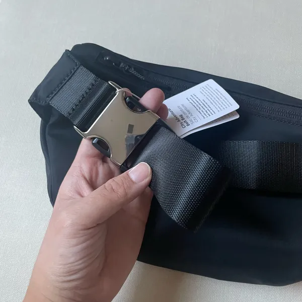 Lululemon City Adventurer Belt Bag 2.5L - Black - Image 6