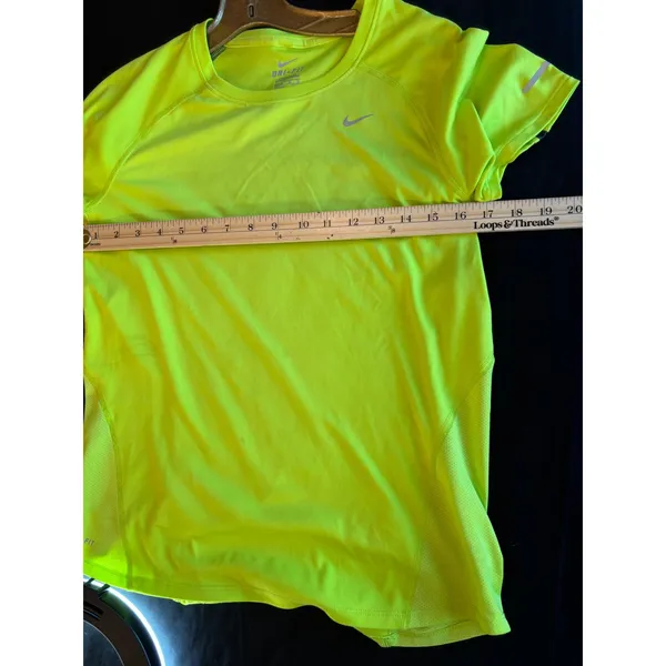 Nike Dri-FIT Running Shirt Neon Volt Green Short Sleeve Active Top Womens Medium - Image 4