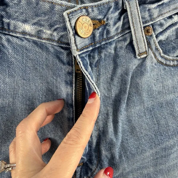 JCrew Sz 29 Jeans Shorts Broken In Boyfriend Cutoffs Blue Denim Distressed C0873 - Image 4
