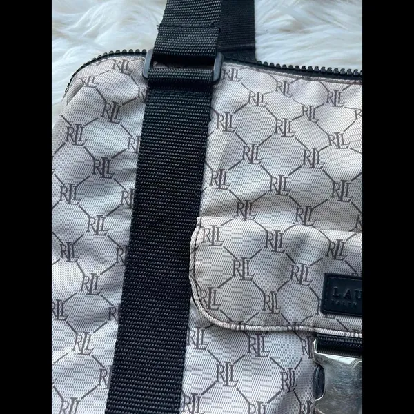 Lauren Ralph Lauren Quilted Tote Bag - Stylish and Versatile - Image 7