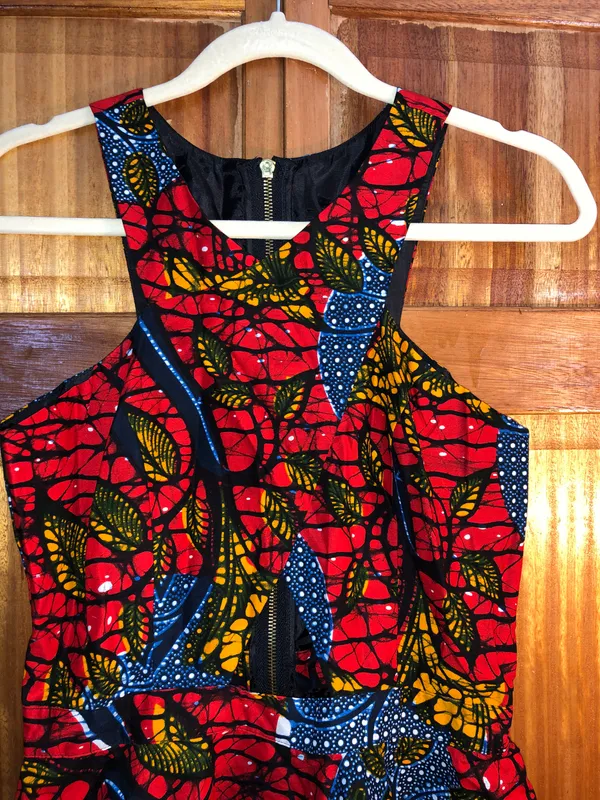 Laviye NWOT Red Ankara Cross Front Mini Length Dress - Image 5