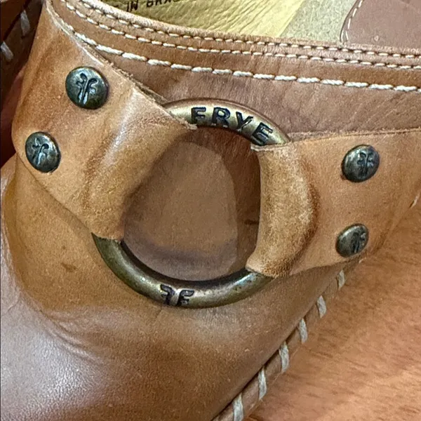 Frye Women’s Charlotte Ring Brown Distressed Heeled Clogs Mule Shoes Size‎ 5.5 - Image 11
