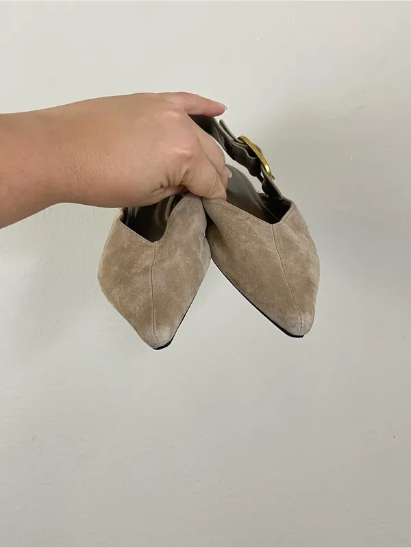 Zara‎ Suede Pointed Toe Slingback Flats in Beige with Gold Buckle Size 38/7 - Image 9