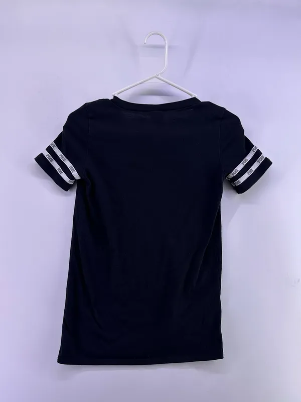 Black and White VS Pink Tshirt Size XS - Image 7