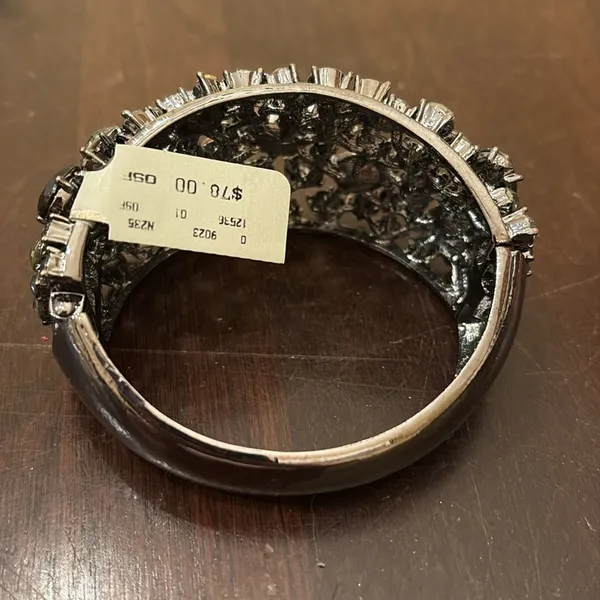 Glamorous Black and Silver Cuff Bracelet with Sparkling Stones - Image 2