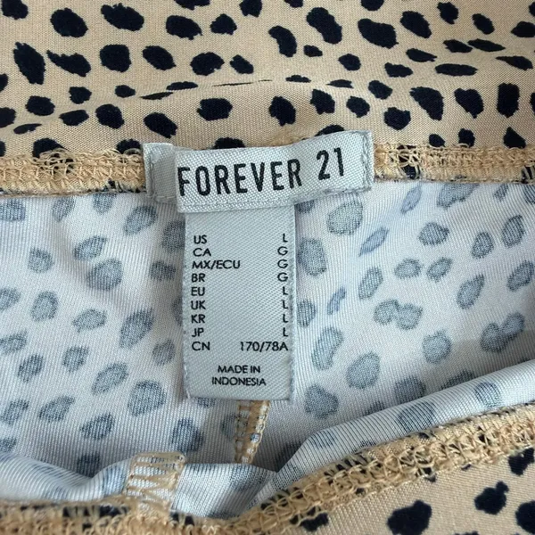 Forever 21 tan tummy control high waisted cheetah‎ biker yoga athletic shorts L - Image 6