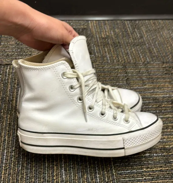 Converse White Hightop - Image 4