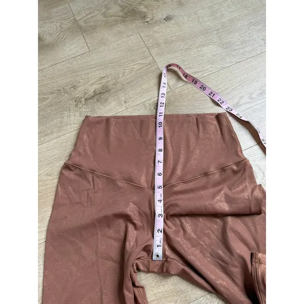 EUC Offline by Aerie brown shimmery sparkle CROP 14" inseam Bikers Shorts size L - Image 6