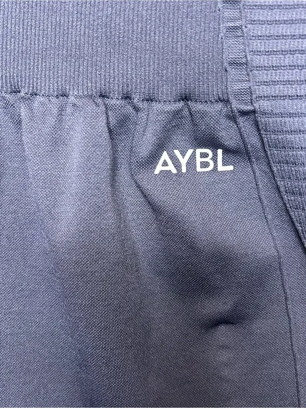 NWOT AYBL Balance V2 Seamless Shorts Size M Dark Gray Workout - Image 4