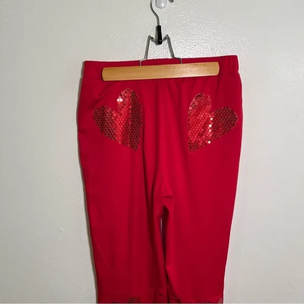 Women's Pull On Pant Red Sequin Hearts Slit Hem Back Stretch Mid - Image 7