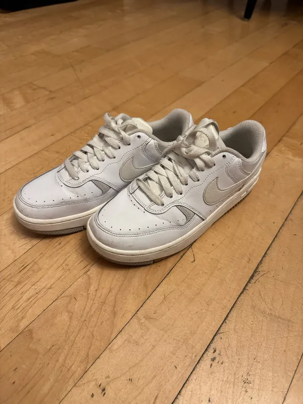Nike Gamma Women’s Force Sneakers - Image 4