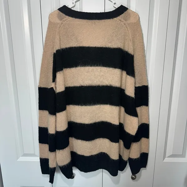 AllSaints Lou‎ Stripe Wool Blend Alpaca V-Neck Jumper Sweater Womens L Oversized - Image 4