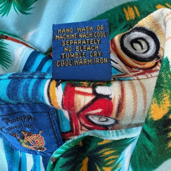 Vintage ‘90s Pineapple Connection Tropical Print Short Sleeve Hawaiian Shirt - Image 8