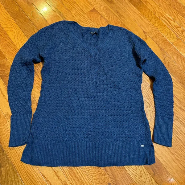 American Eagle Outfitters Sweater - Image 2