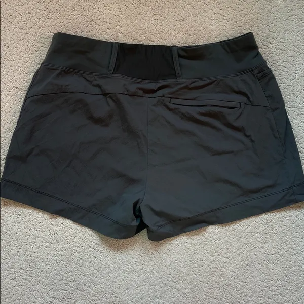 Athleta Charcoal Athletic Shorts - Image 4