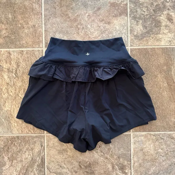 Halara Breezeful High Waisted Ruffle Contrast Mesh Yoga Shorts Black Small - Image 7