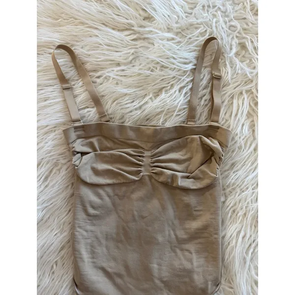 Skims Seamless Sculpt Strapless Thong Bodysuit Clay Size Small - Image 3