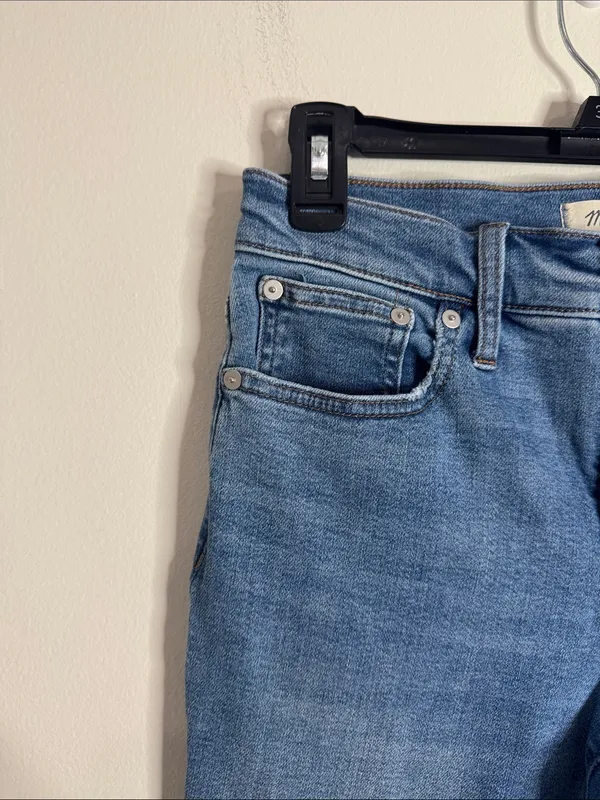 Madewell The Mid-Rise Perfect Vintage Jean Medium Blue Wash size 26 - Image 5