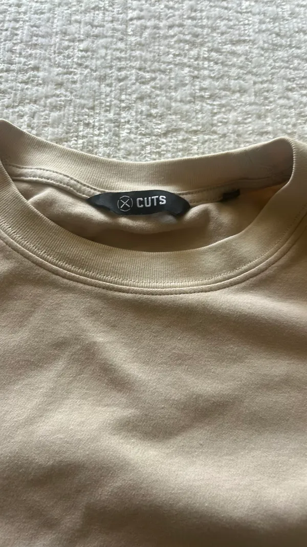 Cuts crop tee  - Image 2
