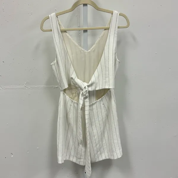 Wilfred Aritzia Ècoulement‎ Romper in Espace Wrap Top Sz 4 White Blue - Image 3